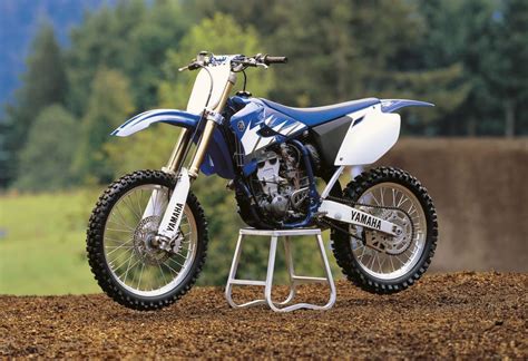 Yamaha yz250 yz250f 4 stroke service manual 2001 2002 2003 2004 2005 2006. - Help for your fearful dog a step by step guide to helping your dog conquer his fears.