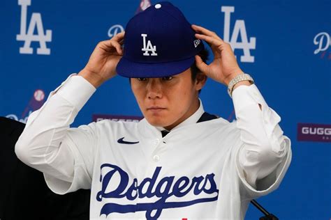 Yamamoto’s contract with Dodgers includes 2 opt outs, but timing depends on elbow health