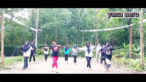 🍌 XxX Yanalovers Onlyfans Leak