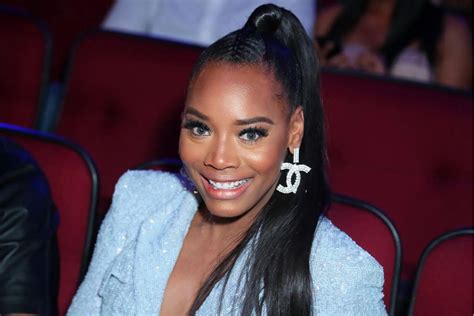 Apr 9, 2022 · Age, Height, And Weight. Yandy Smith is 40 years old as of today, April 9, 2022, people who were born on March 19, 1982. Despite her height of 5′ 7′′ in feet and inches and 170 cm in centimetres, she carries around 101.4 lbs in pounds and 46 kg in kilograms. Her eyes are Dark Brown, and her hair is Black. . 