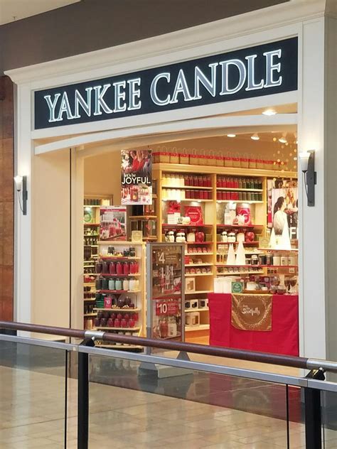 Yankee Candle • Candle Store