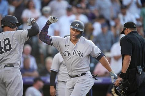 Yankees Notebook: Aaron Boone sees Giancarlo Stanton ‘getting there’ at the plate