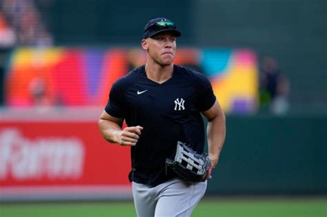 Yankees Notebook: Aaron Judge returns to right field before probable off day