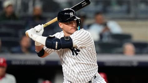 Yankees Notebook: Josh Donaldson likely heading to IL with hamstring injury
