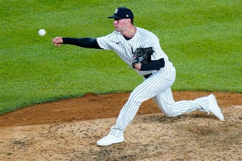 Yankees Notebook: Scott Effross takes day-by-day approach to Tommy John rehab