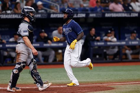 Yankees get 2-hit again as Tyler Glasnow, Rays even series