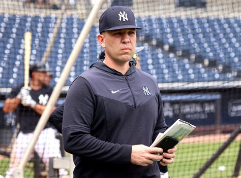 Yankees hire TV analyst Sean Casey as hitting coach to replace fired Dillon Lawson, AP source says