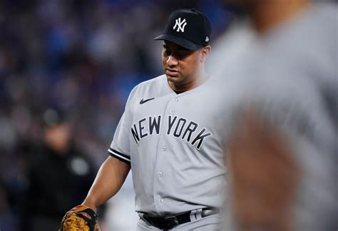 Yankees lose pitching duel to Jays after Wandy Peralta gives up walk-off homer in 3-0 loss