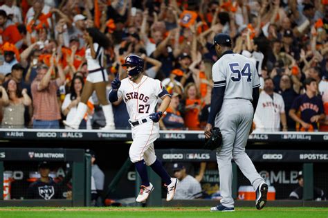 Yankees open 4-game Astros series with win over rivals