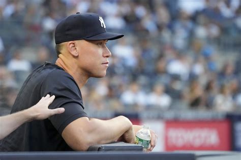 Yankees slugger Aaron Judge faces live pitching for the first time since right toe injury
