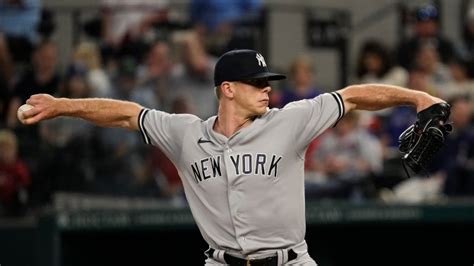 Yankees welcome Ian Hamilton back to one of MLB’s best bullpens
