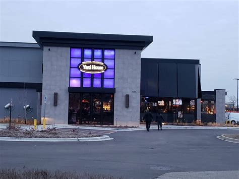 Yard house lombard. Feb 8, 2024 · Get address, phone number, hours, reviews, photos and more for Yard House | 2301 Fountain Square Dr, Lombard, IL 60148, USA on usarestaurants.info 