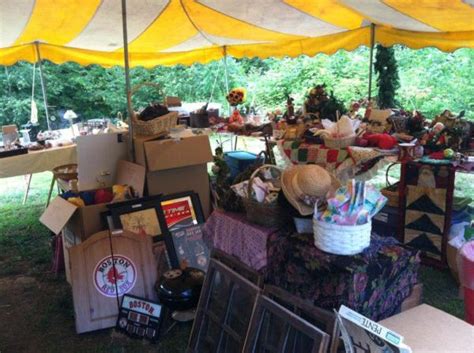 Find all the garage sales, yard sales, and estate sales on a map! 