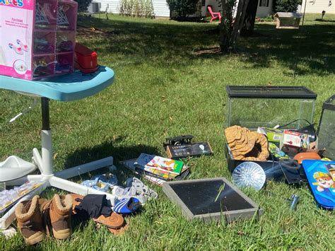 Find all the garage sales, yard sales, and e