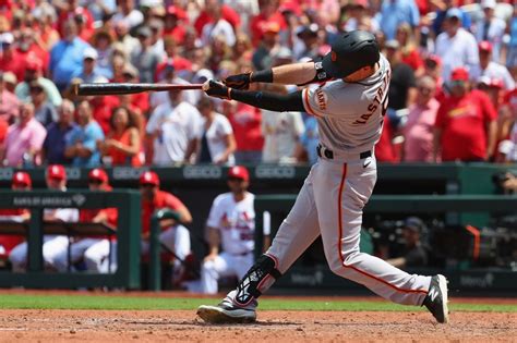 Yastrzemski delivers in clutch as SF Giants finish sweep of Cardinals