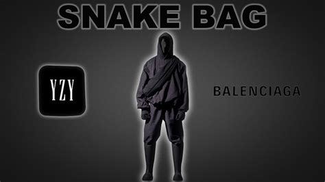 Yeezy snake bag review. One of the knocks on the Yeezy Season collections was the price point being a bit too high for basics like sweatsuits or a T-shirt. The hoodies hovered in the $400 range. We all remember the white ... 