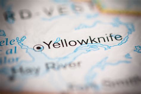 Yellowknife mayor says it’s too unsafe for residents to return to the capital city