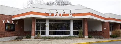 Ymca broadway. The Republic Bank Foundation YMCA at 1720 W. Broadway will offer a range of new services and programming that aims to improve the overall health of the … 