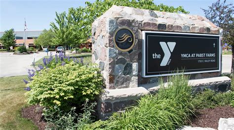 Ymca oconomowoc. YMCA at Pabst Farms is one of the most popular places to play pickleball in Oconomowoc, WI. There are 2 indoor wood courts. The lines are permanent, and portable nets are available. A membership is required to play. Amenities include restrooms and water. 