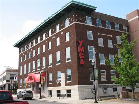 Ymca springfield mo. Ward Downtown YMCA, Springfield, Missouri. 1,786 likes · 4,117 were here. The Y is for Youth Development, Healthy Living and Social Responsibility. 