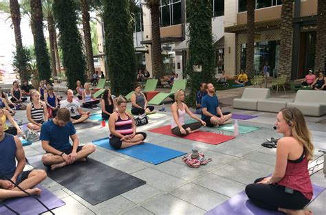 Yoga Teachers Receive Discounts From Lululemon
