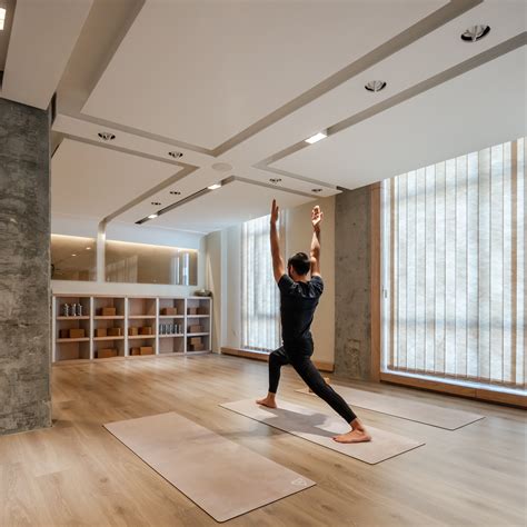 As Queenstown’s longest standing Yoga studio, since opening our doors in 2007 we have guided thousands of people just like you on their journey of self transformation with our powerful Yoga and Pilates classes. CLASSES WE OFFER HOT classes - 32-40°C COSY classes - 25-30°C .. 