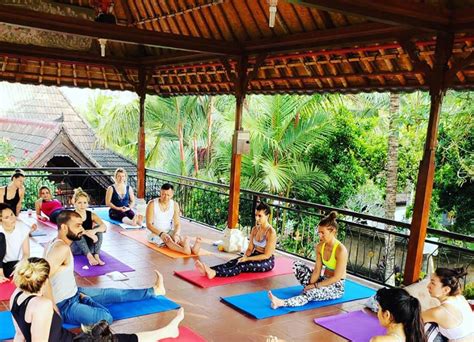 Yoga teacher training bali. The first ever Yoga Teacher Training course at The Yoga Barn was School of Sacred Arts, they remember their first beginnings as they announce their final ... 