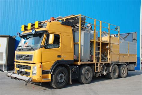 Yol çizgi kamyonları Termoplastik kamyon arşivleri Tuzla Su Jeti . 