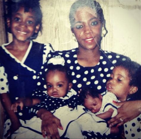 Yolanda smith bmf daughter. RT @_ValTown_: Yolanda “YoYo” Smith known as “Monique” in BMF. 1986. Pictured to the right is YoYo and Demetria, Meech’s daughter. Demetria is on the far right, 1990. 