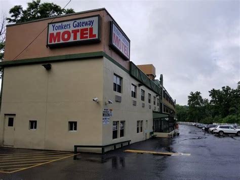 Yonkers gateway motel yonkers avenue yonkers ny. 7000 Mall Walk, Yonkers, NY 10704, United States of America – Great location - show map. Great location! Offering a fitness center, Hyatt Place New York Yonkers is located in Yonkers. Free WiFi access is available. Empire City Casino is 0.9 mi away. Each room here will provide you with air conditioning and a seating area. 