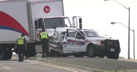 York police officer seriously injured after Canada Post truck strikes cruiser