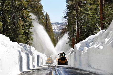 Yosemite: Tioga Road will finally open Saturday into park’s snow-filled high country, the latest date more than 90 years