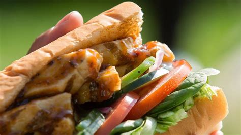 You Should Never Order The Teriyaki Chicken At Subway. Here