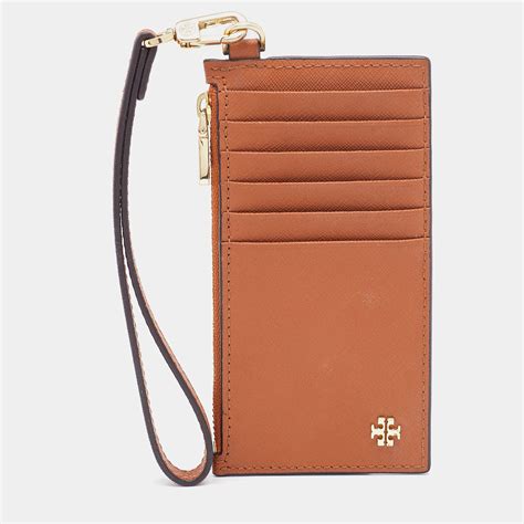 You should buy this leather Tory Burch card case while it