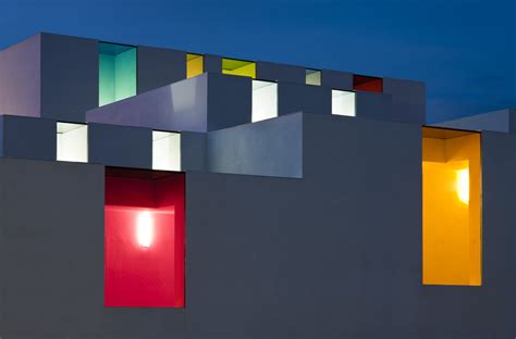 Young Architect Guide: 5 Tips for Designing with Color