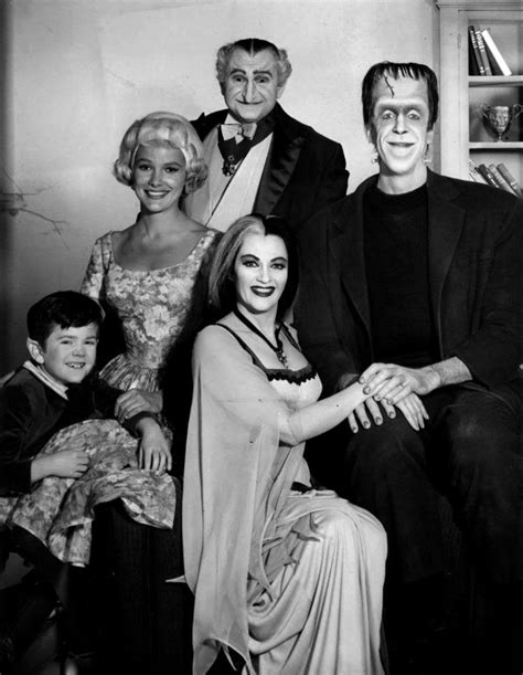 Young Munster - Wikipedia