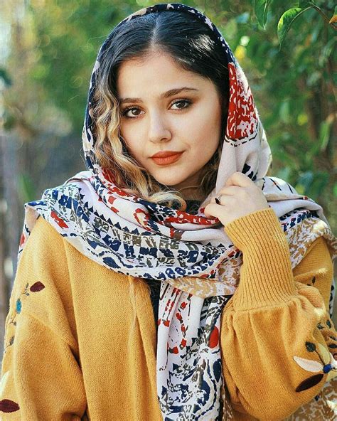 Young Samantha Photo Tehran