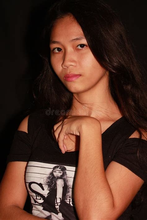 Young pinay college pic nude. .  ...