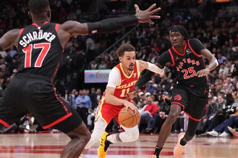 Young scores 38 points, Hawks beat Raptors 125-104 to end five-game losing streak