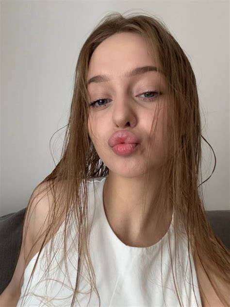 Yoursubmissivedoll Onlyfans Free