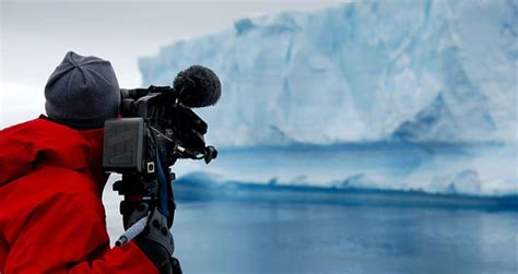 Youtube documentaries free. From tropical jungles to the icy plains of Antarctica - join us as we recount one of the most successful documentary series ever commissioned: Planet Earth.[... 