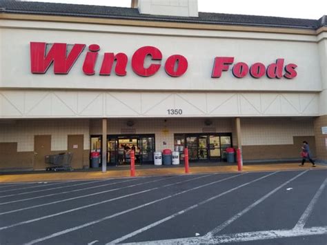 Winco is only a couple hundred yards away in the same parking lot. OK, the down side. The fish tacos would have been good but pickle relish absolutely ruined the .... 