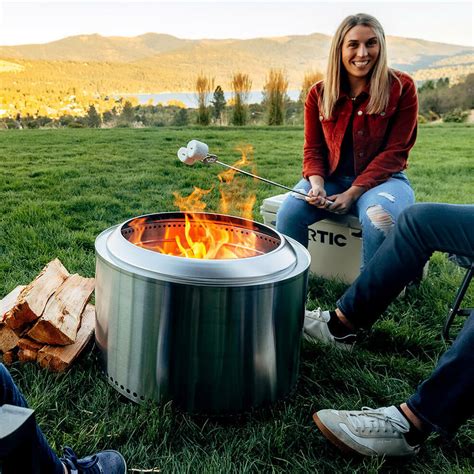 Yukon fire pit. Apr 28, 2022 · Buy Solo Stove Yukon Essential Bundle | Portable Smokeless Fire Pit Stainless Steel for Wood Burning, Incl. Yukon Fire Pit, Lid and Stand, Diameter: 27in, Height: 19.8in, Weight: 40.35lbs: Fire Pits - Amazon.com FREE DELIVERY possible on eligible purchases 