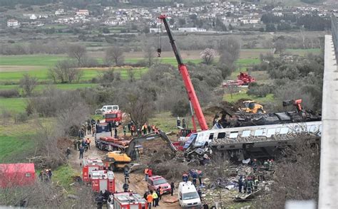 Yunanistan'da tren kazası: İstasyon şefi tutuklandı Diken.