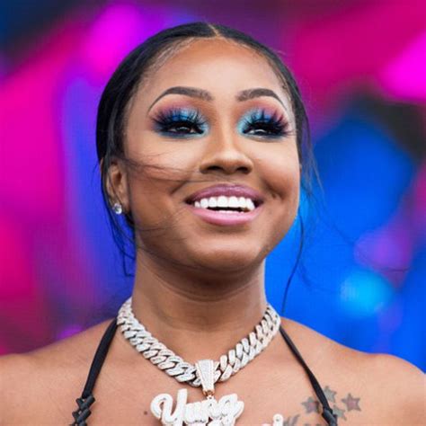 Yung Miami fondly called Caresha by her teeming fans started hinting at BBL Surgery as far back as 2019, she made the hint shortly after she posted a bikini photo on her Instagram, and a fan shortly commented afterward on how real and natural her body was and yung Miami AKA Caresha promptly replied saying. I want my body done so bad.. 