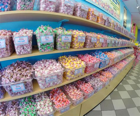 ZENO’S BOARDWALK SWEET SHOP, Daytona Beach