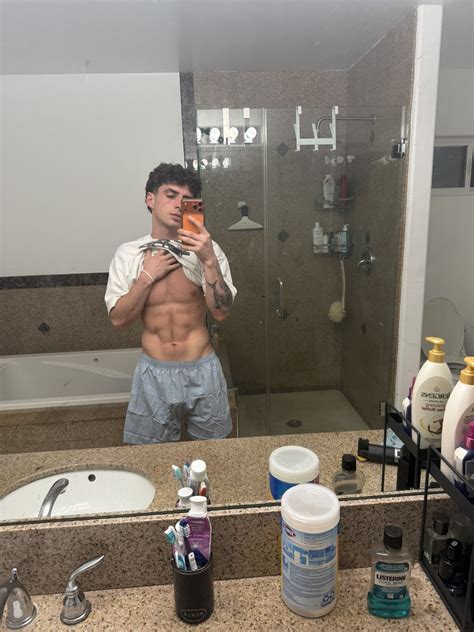 Zach Clayton Onlyfans Onlyfans