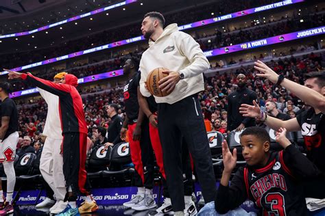 Zach LaVine is progressing through injury recovery, but the Chicago Bulls haven’t set a return date for the star guard