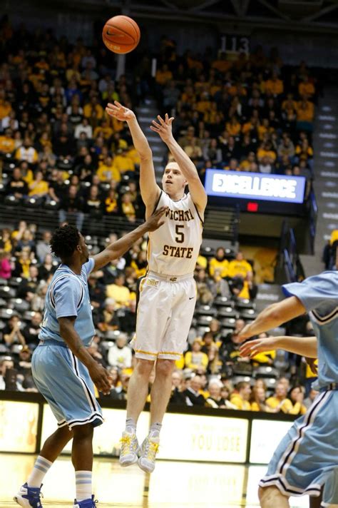 Zach bush wichita state. Unlike last year’s 31-point romp to open up The Basketball Tournament play, the Wichita State alumni team faced plenty of adversity in Thursday’s opening-round game at Koch Arena. A rally from ... 