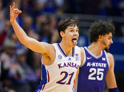Clemence, a four-star prospect, made his verbal commitment to Kansas official by inking with the Jayhawks during the early signing period. “Zach is a 6-foot-10 youngster that can really shoot the ball,” said Kansas head coach Bill Self shortly after Zach Clemence signed with Kansas.. 